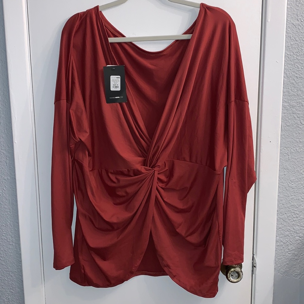 Fashion Nova - V-Neck Blouse